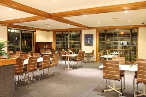 Seafarer Restaurant - Goulburn Accommodation 0