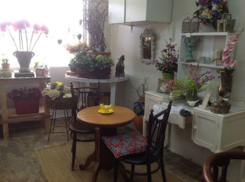 Fiori With Love - Goulburn Accommodation 3