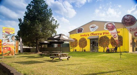 Andy’s Cherry Pie Cafe - Goulburn Accommodation 4