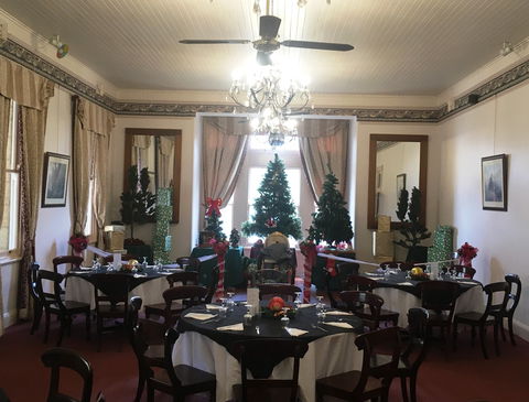 Abbey Of The Roses - Christmas In July - Goulburn Accommodation 1