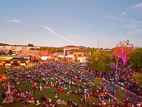 Albury Carols By Candlelight - Goulburn Accommodation 1