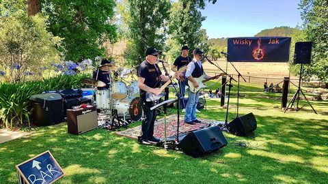 Angas Plains Wines Live In The Vines, With The Band -Wisky Jak - Goulburn Accommodation 0