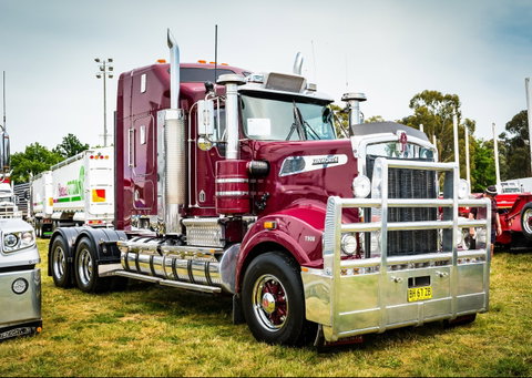 Dane Ballinger Memorial Truck Show - Goulburn Accommodation 0