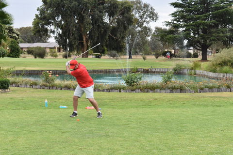 Howlong Golden Shoe Nine Hole Golf Tournament - Goulburn Accommodation 2