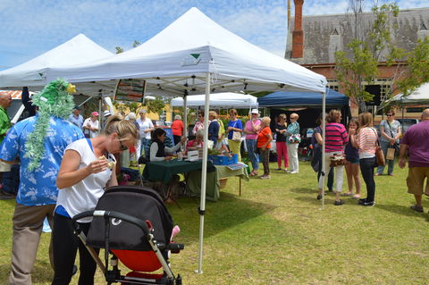 Naponda Farmers Market - Goulburn Accommodation 0