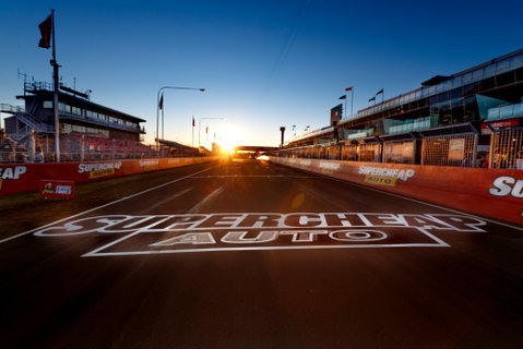 Supercars Supercheap Auto Bathurst 1000 - Goulburn Accommodation 1