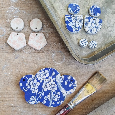 Ceramics - Hand Building - Goulburn Accommodation 0