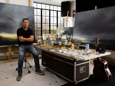 Peter Watts: A Moment In Time – In Paint - Goulburn Accommodation 0