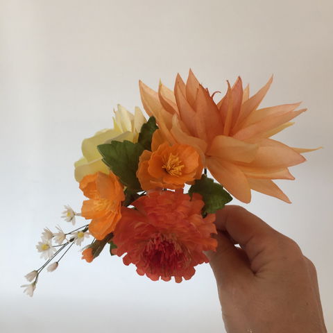 Wafer Paper Flower Class: Autumn Flowers - Goulburn Accommodation 0