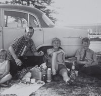 British Migrants Instant Australians - Goulburn Accommodation