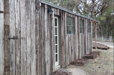 Electric Guitar Making Courses - Goulburn Accommodation 2
