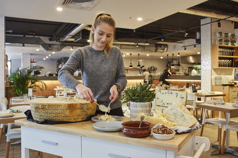 Flaming Cheese Wheel And Wine Experience: Gasworks - Goulburn Accommodation 0