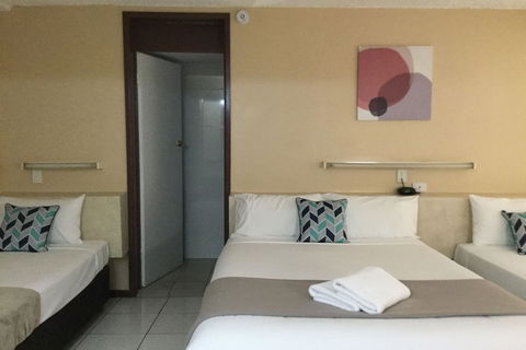Ambassador Motel - Goulburn Accommodation 6