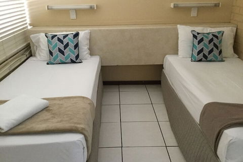 Ambassador Motel - Goulburn Accommodation 4