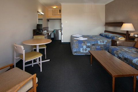 Goulburn Central Motor Lodge - Goulburn Accommodation 5