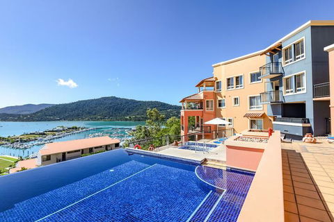 Martinique Whitsunday - Goulburn Accommodation 4
