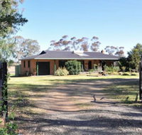 Talga Vines Vineyard Escape - Goulburn Accommodation