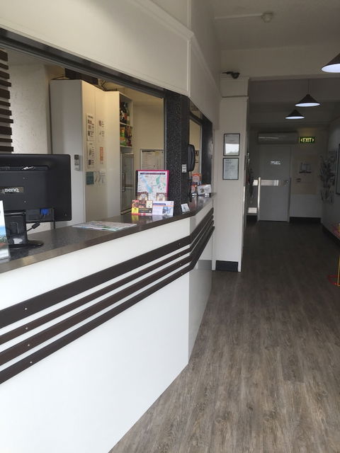 Adina Place Motel Apartments - Goulburn Accommodation 0