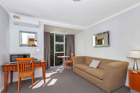 Quality Inn Airport Heritage - Goulburn Accommodation 4