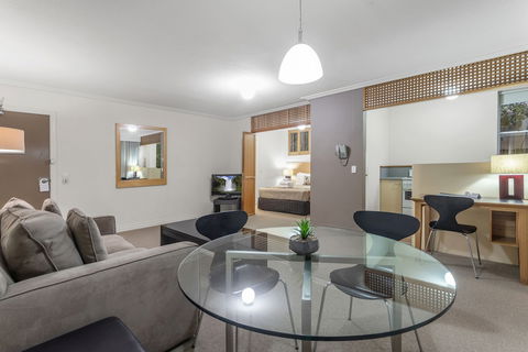 Airport International Hotel Brisbane - Goulburn Accommodation 5
