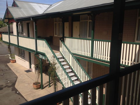 The 3 Explorers Motel - Goulburn Accommodation 0