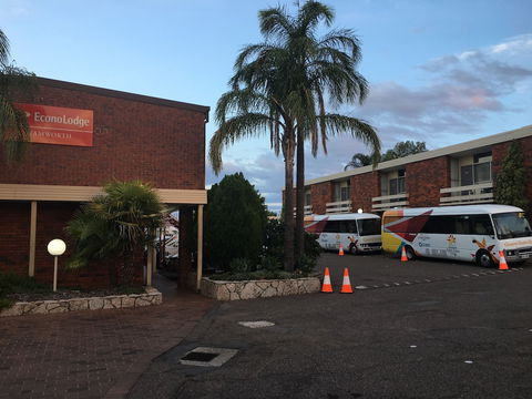 Redhill Tamworth Motor Inn & Conference Centre - Goulburn Accommodation 0