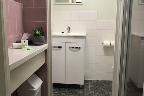 Ocean Breeze Motel - Goulburn Accommodation 7