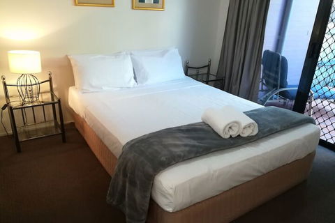 Spring Hill Gardens Apartments - Goulburn Accommodation 7