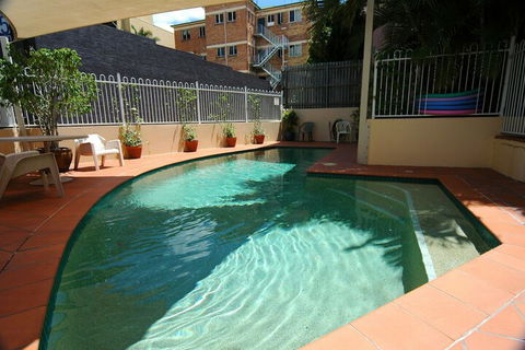Spring Hill Gardens Apartments - Goulburn Accommodation 3