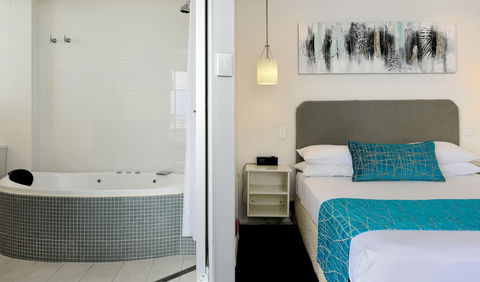 Atlantic Tower Motor Inn - Goulburn Accommodation 5