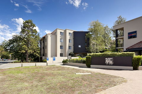 Astra Apartments - The Griffin - Goulburn Accommodation 2