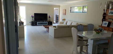 Arlia Sands Apartments - Goulburn Accommodation 0