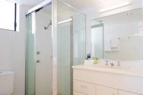 Beach House Seaside Resort Coolangatta - Goulburn Accommodation 4