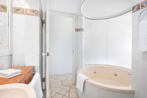 BreakFree Royal Harbour - Goulburn Accommodation 6