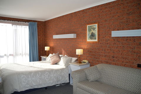 Whalers Rest Motor Inn - Goulburn Accommodation 4