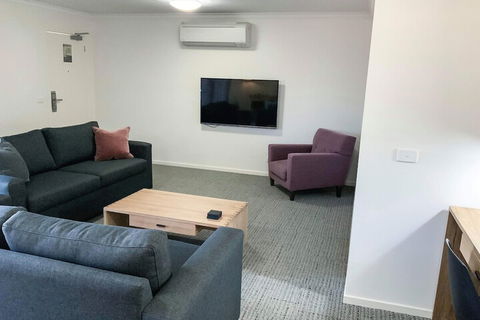 Quest Sale - Goulburn Accommodation 7