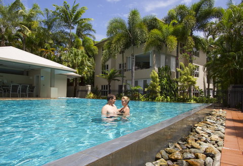 Cayman Villas - Goulburn Accommodation 5