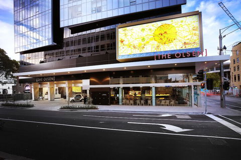 Art Series - The Olsen - Goulburn Accommodation 3