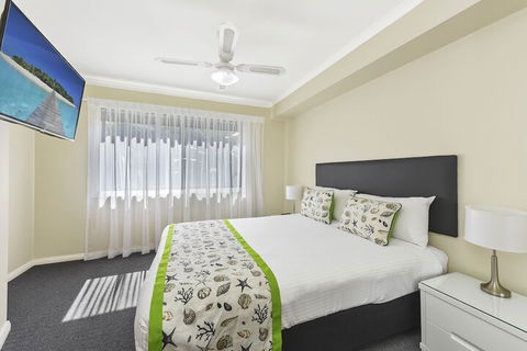 Flynns Beach Resort - Goulburn Accommodation 4
