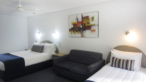 Macquarie Barracks Motor Inn - Goulburn Accommodation 3