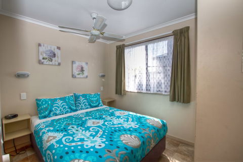 Twin Dolphins Holiday Park - Goulburn Accommodation 2