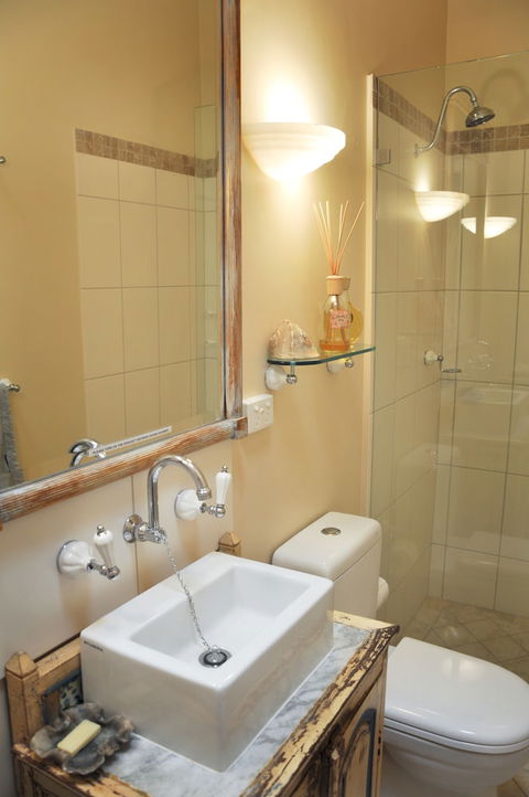 Athelney Cottage - Goulburn Accommodation 1