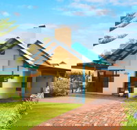 Dunsborough Beach Cottages - Goulburn Accommodation