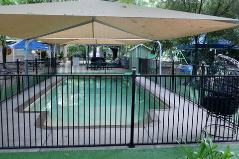 Adina Lodge Holiday Units - Goulburn Accommodation 1