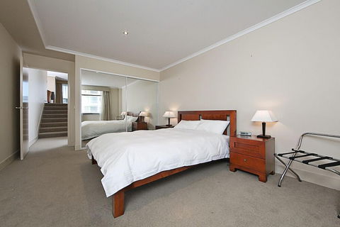 Accommodate Canberra - The Avenue - Goulburn Accommodation 2