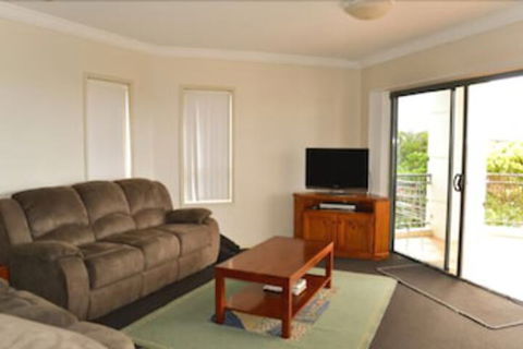 The Breakers Yamba - Goulburn Accommodation 4