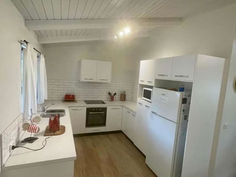 Abbey Beach Shack - Goulburn Accommodation 6