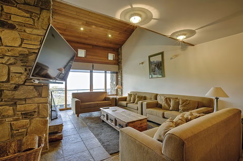 Alpine Woodsmoke - Goulburn Accommodation 2