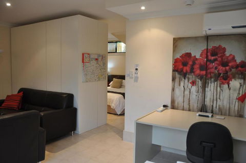 Alfred Cove Short Stay - Goulburn Accommodation 3