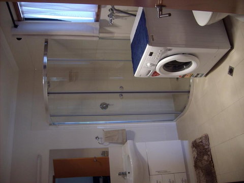 Jackos Holiday Cabins - Goulburn Accommodation 5